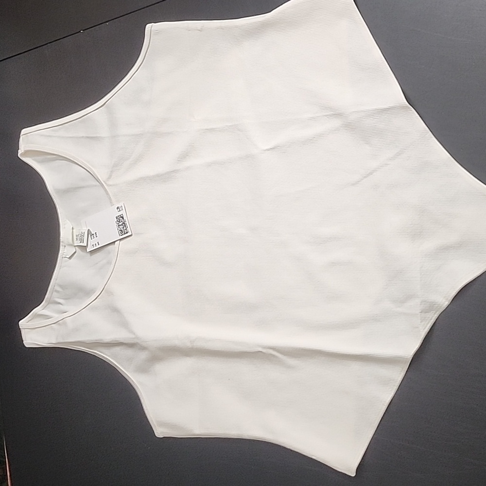 H&M Tank with snap bottom - NWT
